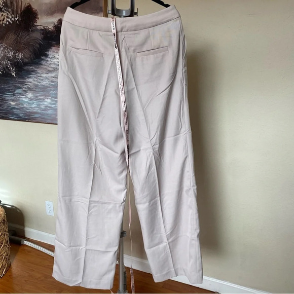 NWT House of CB Alivia BEIGE LOOSE FIT TROUSERS straight leg minimalist size M - Picture 5 of 16